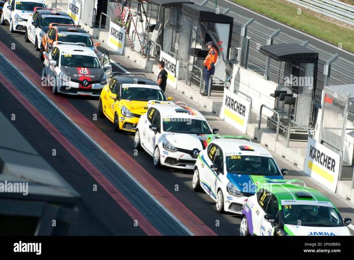 Clio Cup race car in pit lane, Europe, race track, Circuit Zandvoort ... OFFICIAL GRID: Bearman starts from Zandvoort pit lane